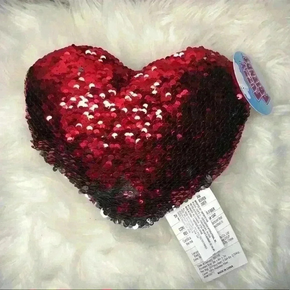 Fuzzy Friends Bedazzled Heart - Picture 1 of 3